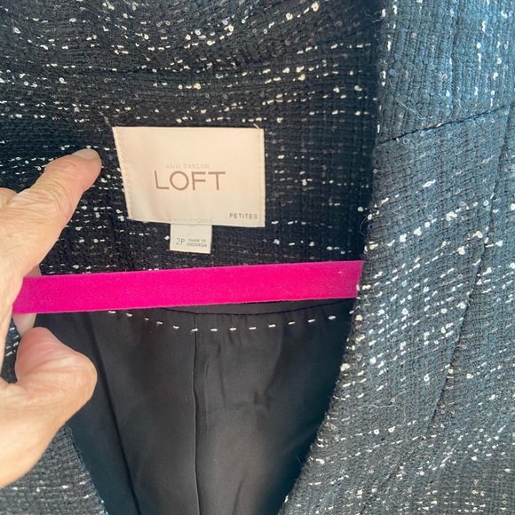 NWOT - LOFT Petite Black Tweed style Jacket - Picture 2 of 2